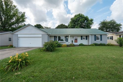 1203 Temple Avenue, Effingham, IL, 62401 | Card Image