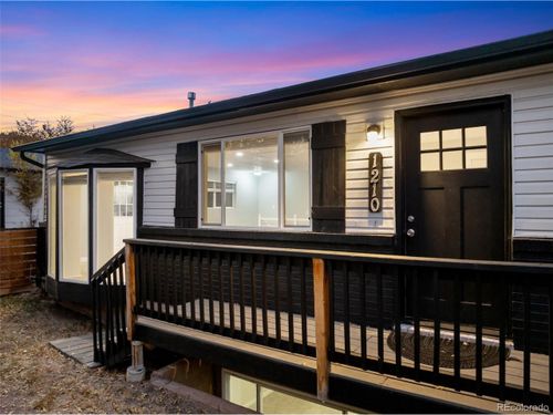 1210 Westend Ave, Colorado Springs, CO, 80904-3255 | Card Image