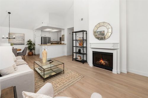 unit-88-4045 Carmel View Rd, San Diego, CA, 92130-2341 | Card Image
