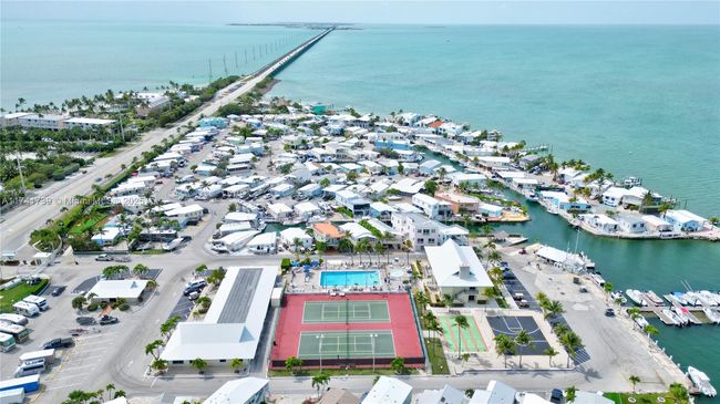 65821 Overseas Hwy, House other with 2 bedrooms, 1 bathrooms and null parking in Long Key FL | Image 42