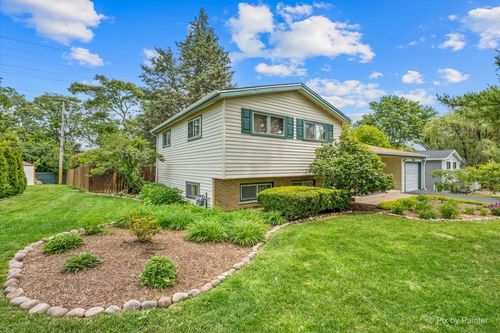 23W328 Great Western Ave, Glen Ellyn, IL, 60137-3632 | Card Image