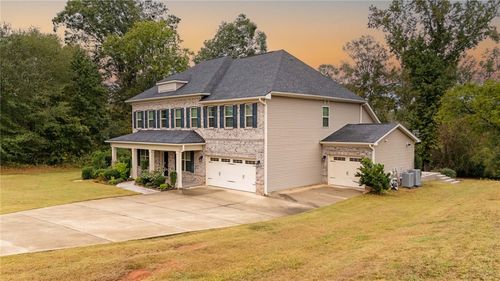 136 Modesto Ln, Simpsonville, SC, 29681-8051 | Card Image