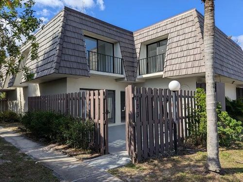 1719 N Congress Ave, West Palm Beach, FL, 33401-1601 | Card Image