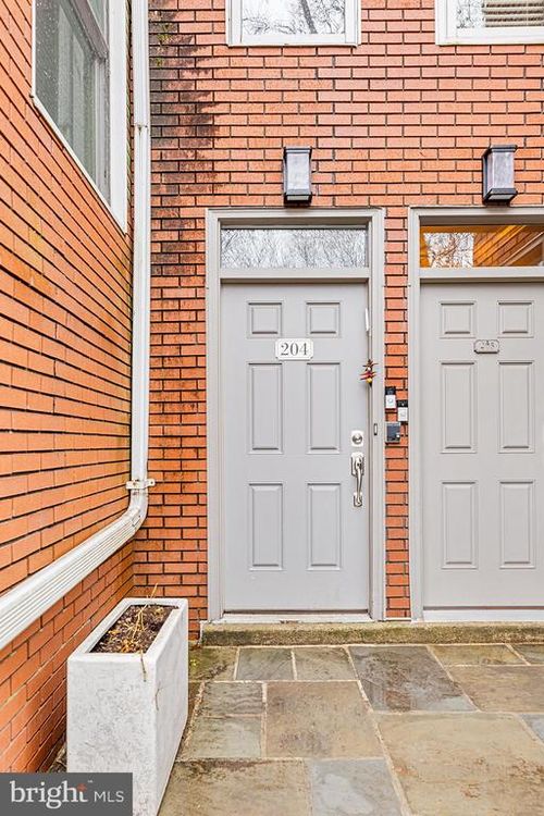 apt-204-1119 Pine St, PHILADELPHIA, PA, 19107-6092 | Card Image