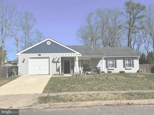 46 Chestnut Way Cir, BARNEGAT, NJ, 08005-2060 | Card Image