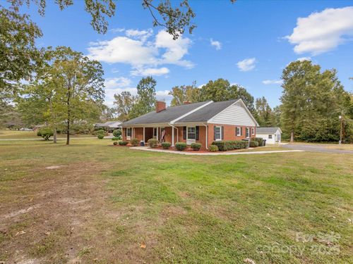 100 Forest Hills Dr, Monroe, NC, 28112-2410 | Card Image