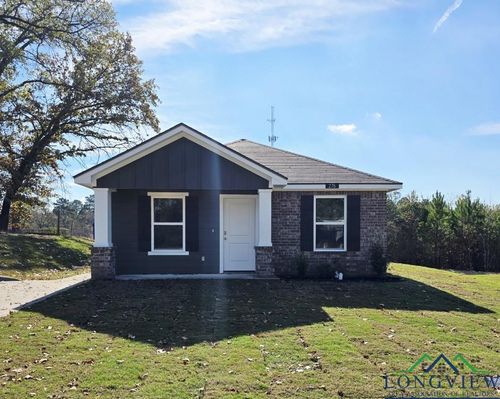 276 Omaha St, Gladewater, TX, 75647-5811 | Card Image