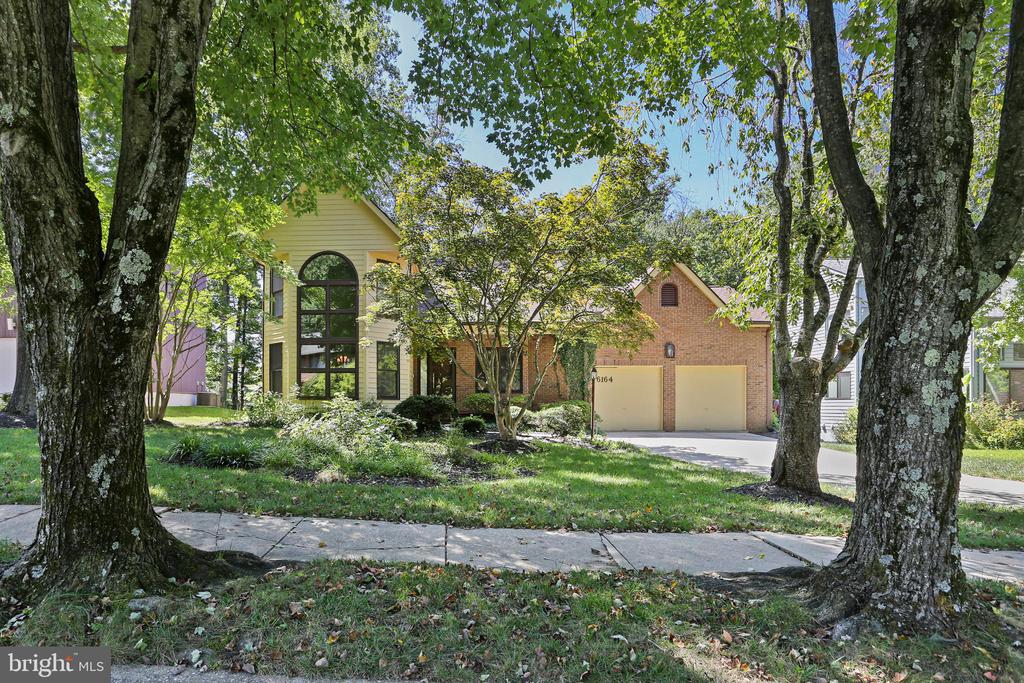 Llanfair Dr, Columbia, MD 21044