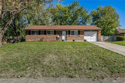 5259 Robinview Court, House other with 3 bedrooms, 1 bathrooms and null parking in Huber Heights OH | Image 2