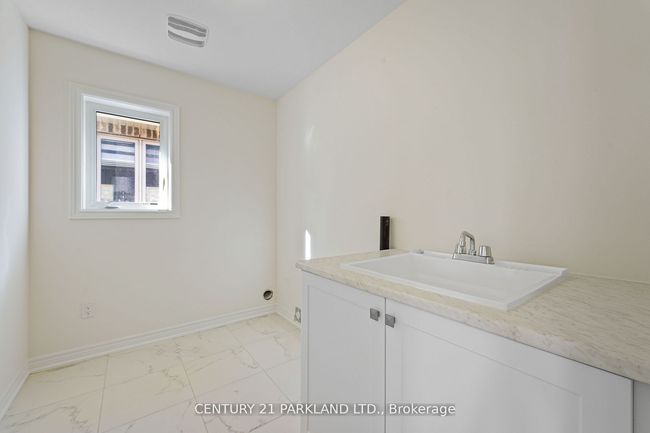 1352 Davis Loop, House other with 3 bedrooms, 3 bathrooms and 1 parking in Lefroy ON | Image 37