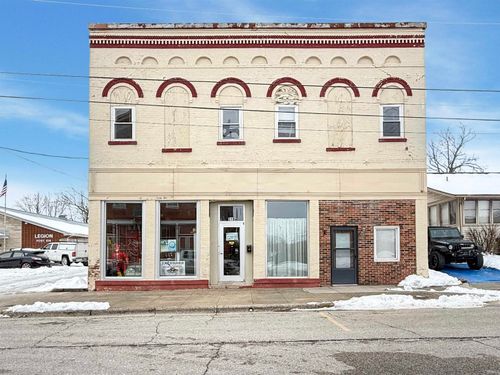 318 N Geiger St, Huntingburg, IN, 47542-1341 | Card Image