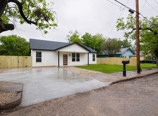 Residential in Brownwood 4