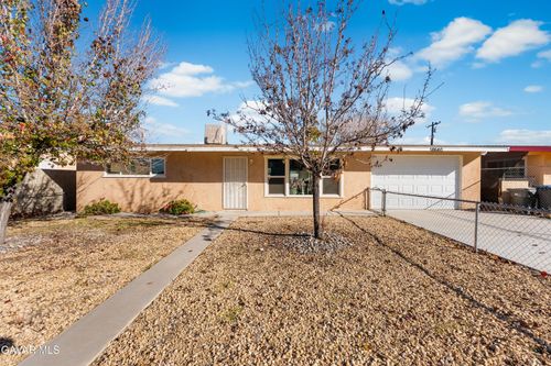 38640 Larkin Ave, Palmdale, CA, 93550-3722 | Card Image