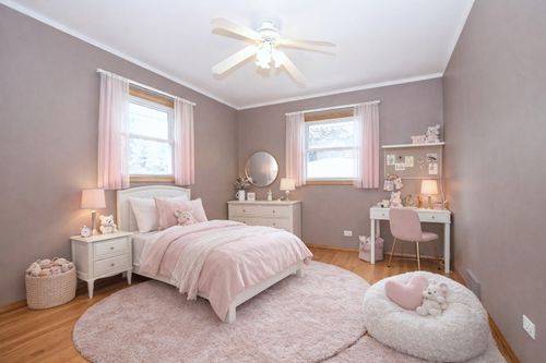 9416 S 80th Ct, Hickory Hills, IL, 60457-2104 | Card Image