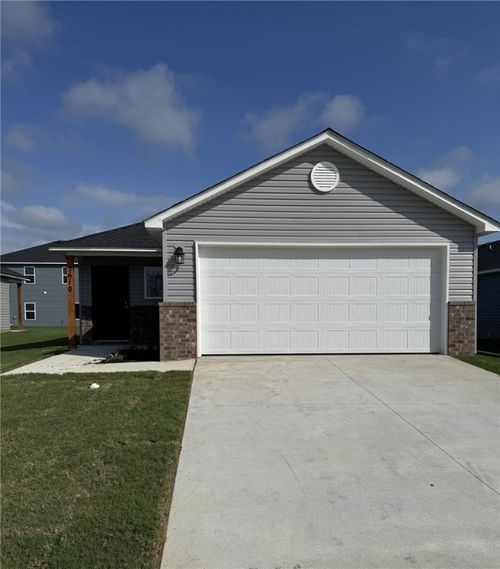 2610 E Meramec Street, Fayetteville, AR, 72701 | Card Image