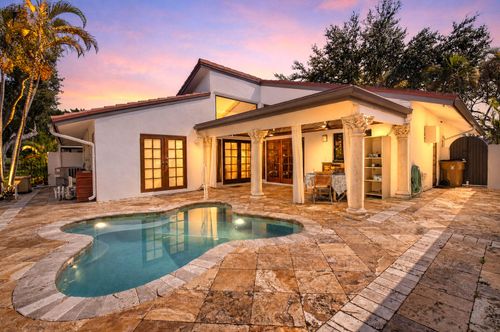 663 Deer Creek Hollows Cir, Deerfield Beach, FL, 33442-3716 | Card Image