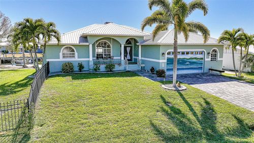 521 Peeples Dr, Punta Gorda, FL, 33950-7339 | Card Image