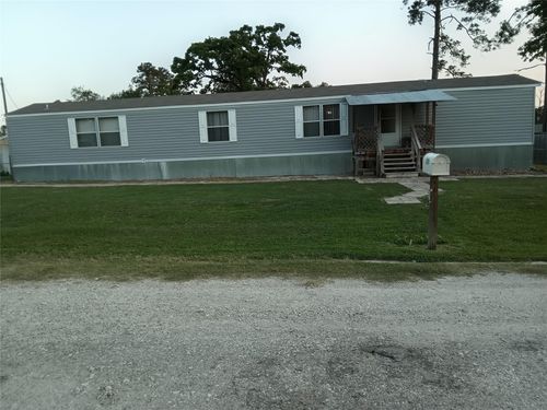 229 E Yaupon Oak, Onalaska, TX, 77360-6231 | Card Image