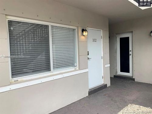 apt-102-81 Edgewater Dr, Coral Gables, FL, 33133-6932 | Card Image