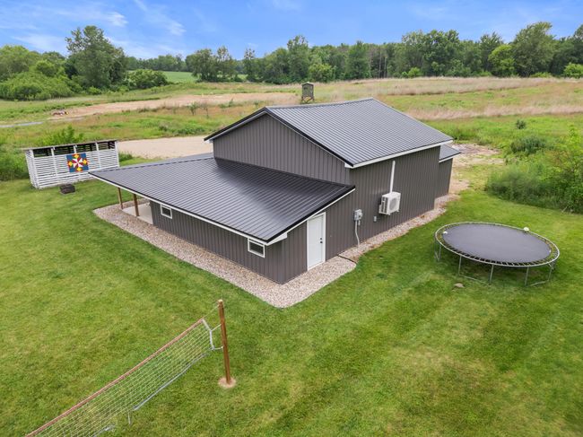 2260 W Bacon Rd, House other with 3 bedrooms, 2 bathrooms and null parking in Hillsdale MI | Image 37