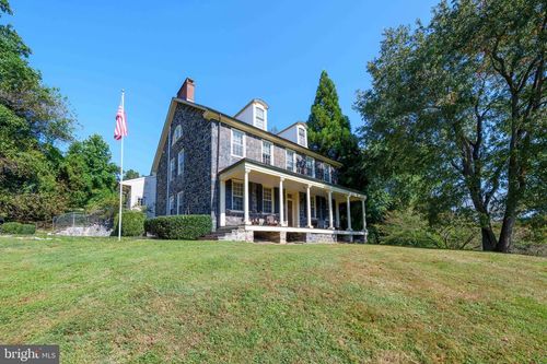 2851 Creek Rd, YORKLYN, DE, 19736-9715 | Card Image