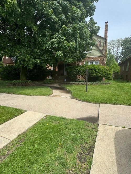 15629 Ashland Ave, Harvey, IL, 60426-4207 | Card Image