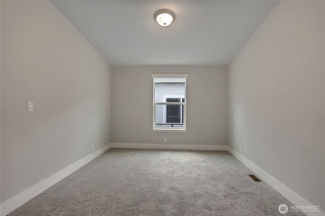 **Photos of another home but the same | Image 16