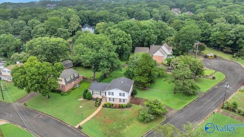 1900 Randy Ct Ne, Huntsville, AL, 35811-2332 | Card Image