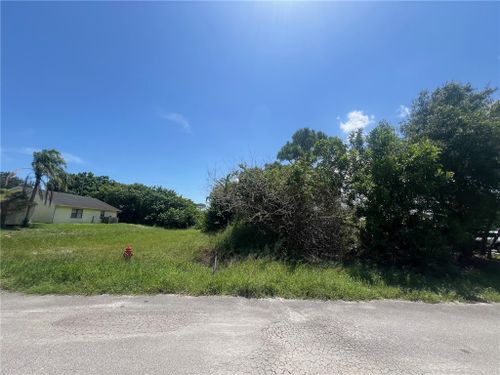 455 14th Pl Sw, Vero Beach, FL, 32962-6578 | Card Image