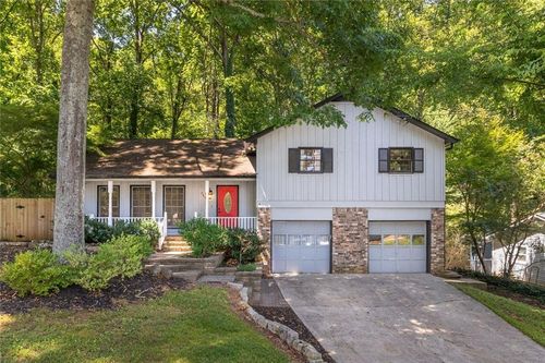 2845 Wood Forest Rd, Marietta, GA, 30066-3520 | Card Image