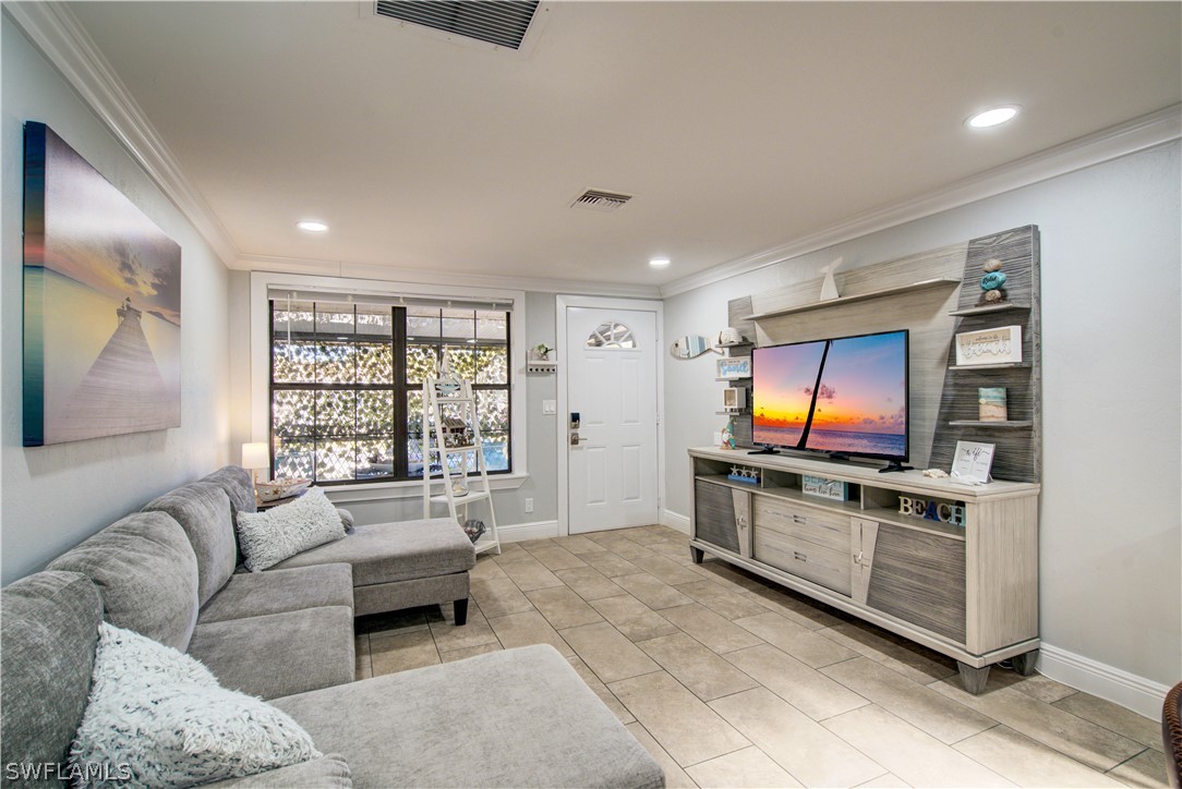Residential in Naples 2