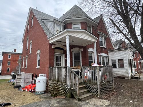 32 Erchles St, Rumford, ME, 04276-1904 | Card Image