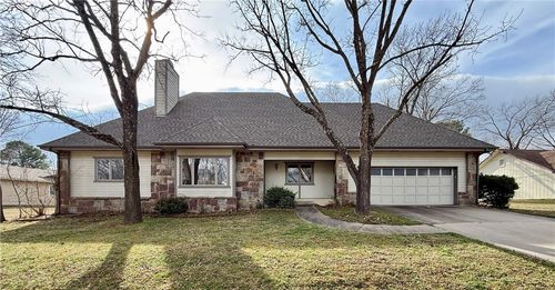 9 Dunedin Drive, Bella Vista, AR, 72715 | Card Image