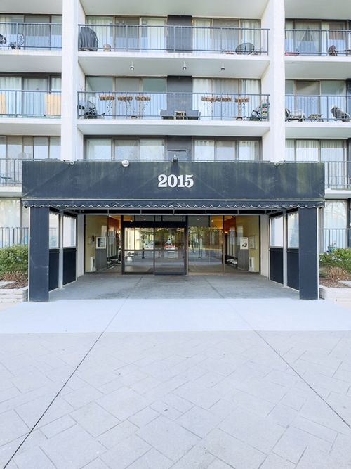 apt-209-2015 S Finley Rd, Lombard, IL, 60148-4895 | Card Image
