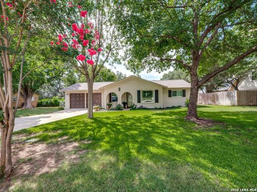 7746 Green Glen Dr, San Antonio, TX, 78255-1202 | Card Image