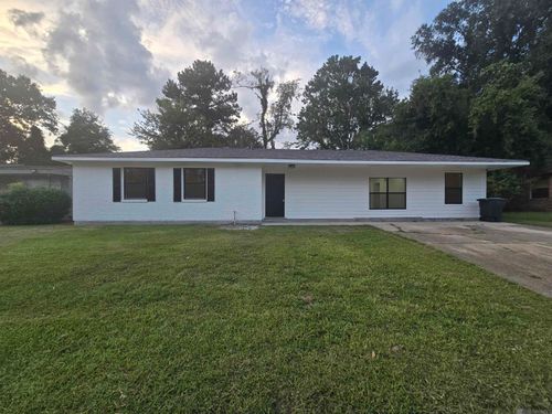 6757 Myrtlewood Dr, Baton Rouge, LA, 70812-1144 | Card Image