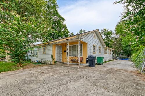 508 Neyland St, Houston, TX, 77022-4666 | Card Image