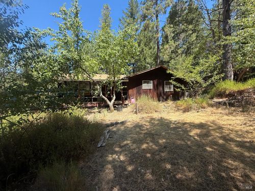 47400 Highway 101 None, Laytonville, CA, 95454 | Card Image