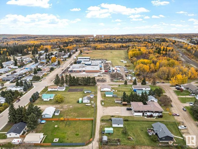 4812 45 Ave, Home with 10 bedrooms, 2 bathrooms and null parking in Evansburg AB | Image 68