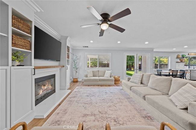 11199 Evergreen Loop, House other with 4 bedrooms, 4 bathrooms and 2 parking in Corona CA | Image 18