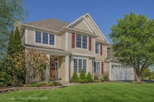 801 Citizen Ave, Elburn, IL, 60119-7812 | Card Image