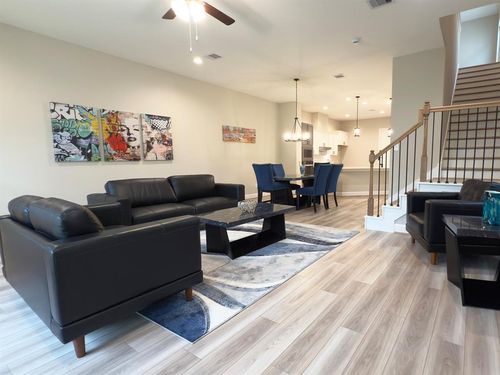 b-4307 Dickson St, Houston, TX, 77007-7320 | Card Image
