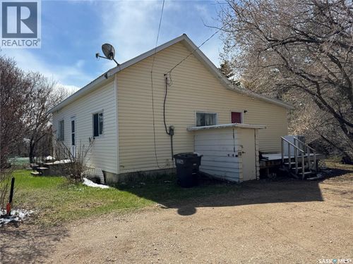 404 Aspen St, Leroy, SK, S0K4L0 | Card Image