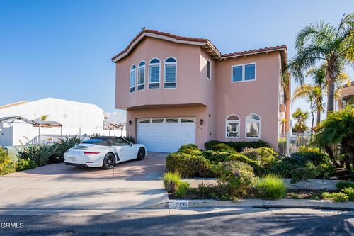 2110 Ravoli Dr, Oxnard, CA, 93035-2924 | Card Image