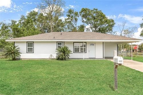 122 Yorke St, Belle Chasse, LA, 70037-1941 | Card Image