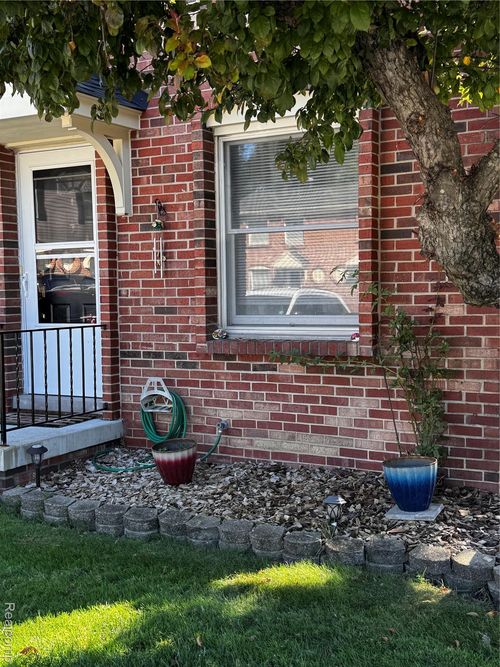 19949 Great Oak Circle Circle N, Clinton Charter Township, MI, 48036 | Card Image