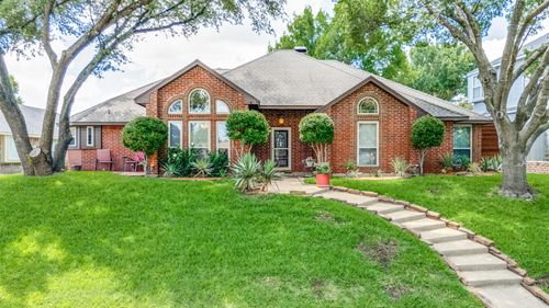 646 Rickey Canyon Ave, Desoto, TX, 75115-5084 | Card Image