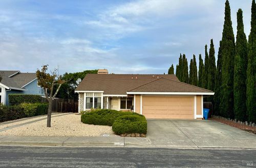 231 Torrey Pines Ct, Vallejo, CA, 94591-4333 | Card Image
