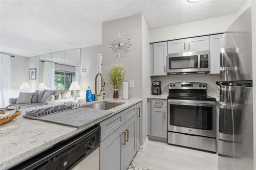 6046-6046 Topher Trail, MULBERRY, FL, 33860 | Card Image