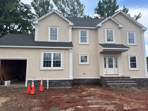 208 E James Place E, Iselin, NJ, 08830 | Card Image